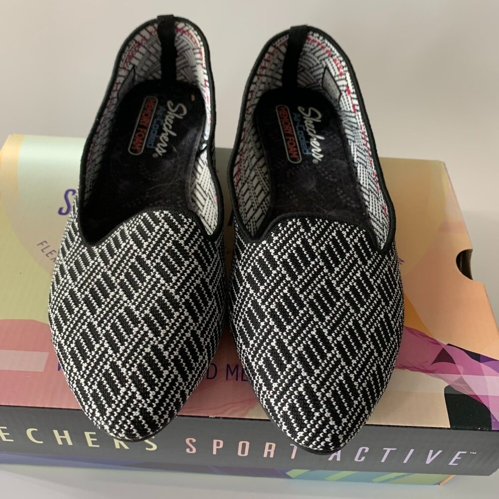 SKECHERS CLEO HUNTINGTON KNIT SLIP ON FLATS BLACK WHITE AIR-COOLED  SIZE 8.5 - Picture 5 of 8